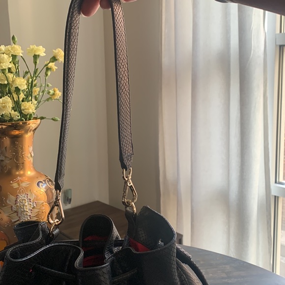 Elaine Turner black snake embossed hobo bag with tassels pre loved condition - Picture 4 of 12